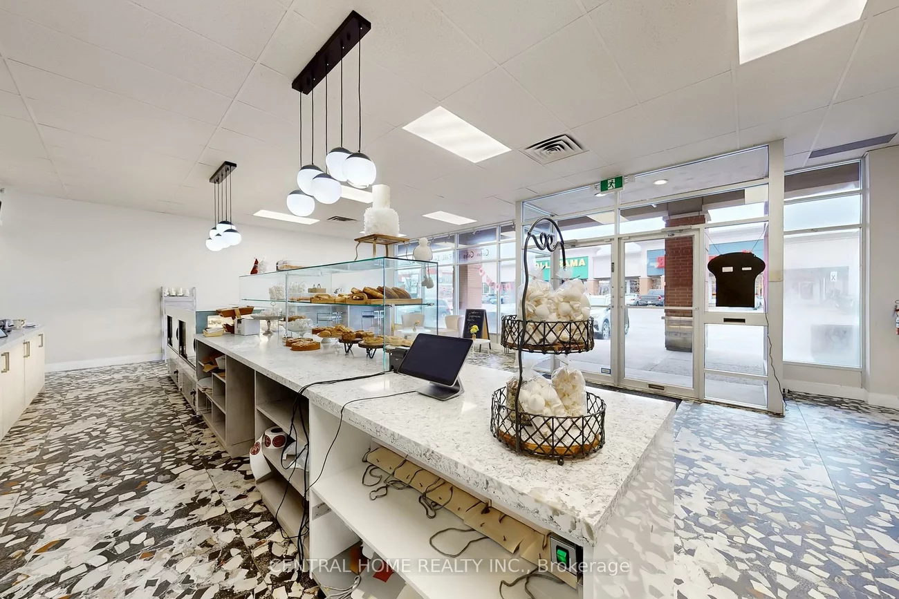 14800, YONGE, Aurora Highlands, Aurora