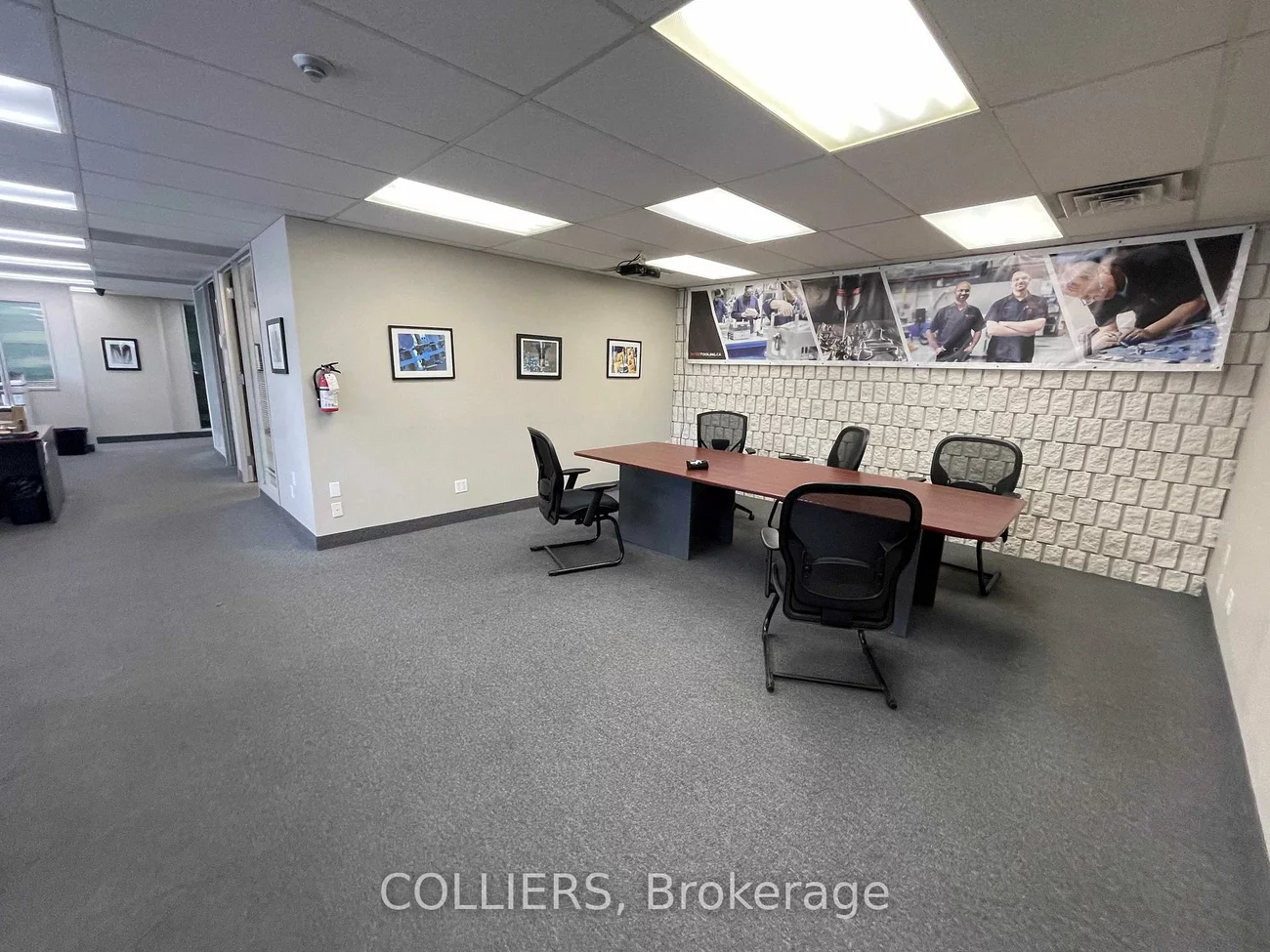 230, Edward, Aurora Village, Aurora