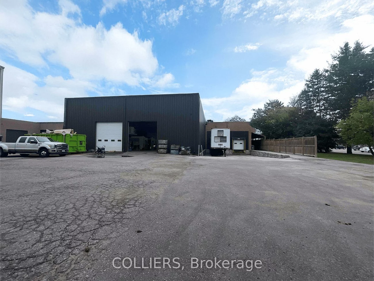 230, Edward, Aurora Village, Aurora