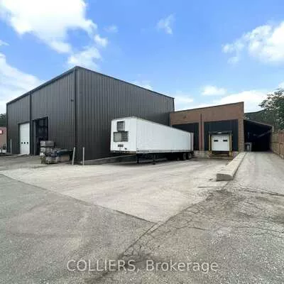 230, Edward, Aurora Village, Aurora