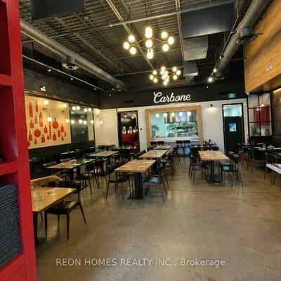 233, Earl Stewart, Bayview Wellington, Aurora