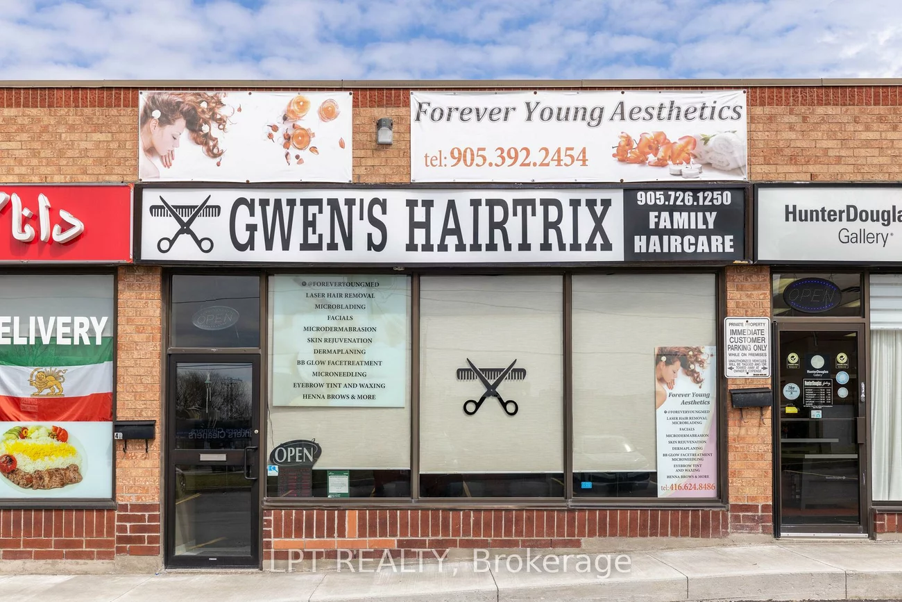 15461, Yonge, Aurora Village, Aurora