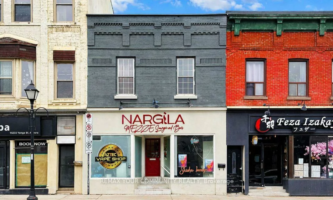 15231, Yonge, Aurora Village, Aurora