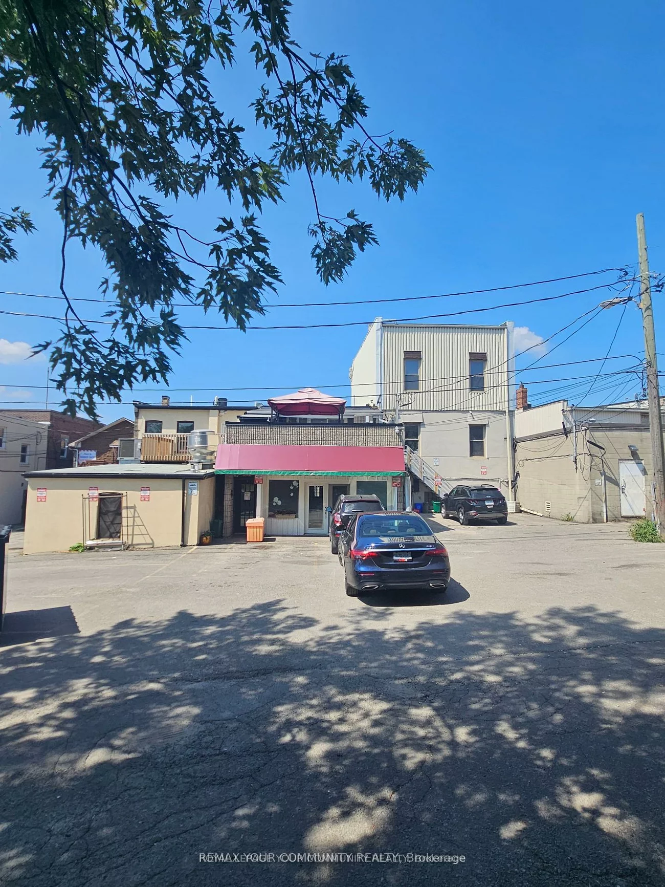 15231, Yonge, Aurora Village, Aurora