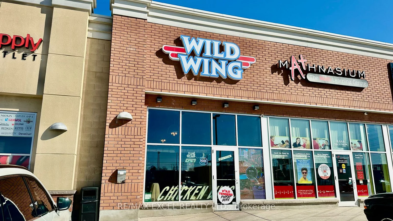 650, Wellington, Bayview Wellington, Aurora