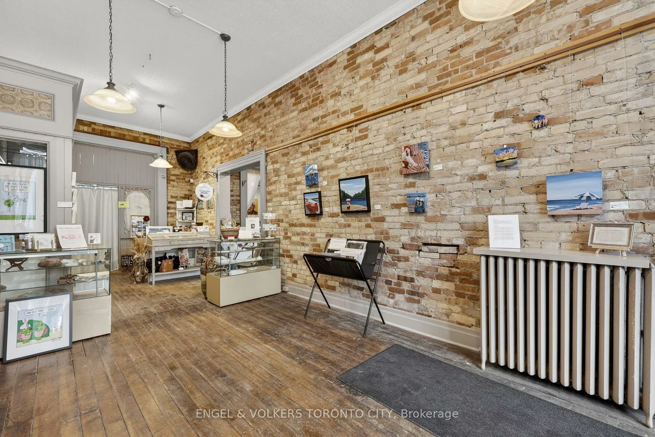 15210, Yonge, Aurora Village, Aurora
