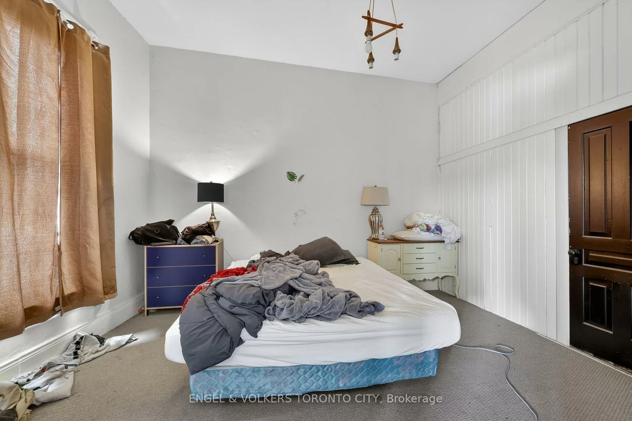 15210, Yonge, Aurora Village, Aurora