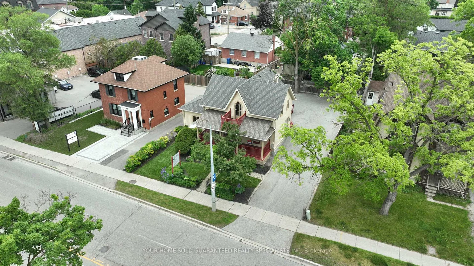 50, Wellington, Aurora Village, Aurora
