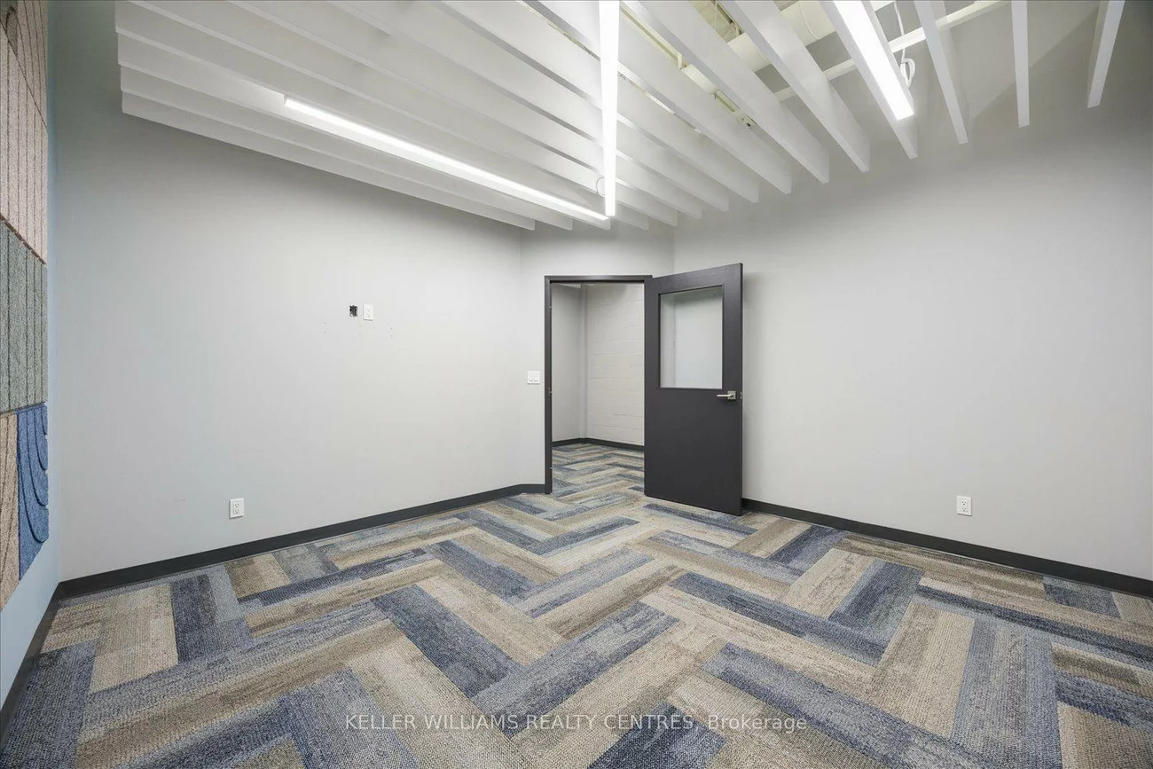235, Industrial, Aurora Grove, Aurora