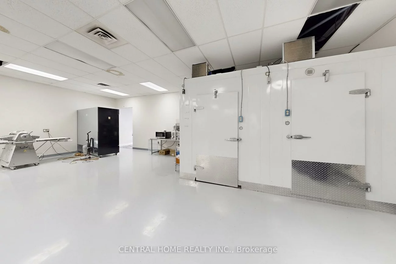 14800, Yonge, Aurora Highlands, Aurora
