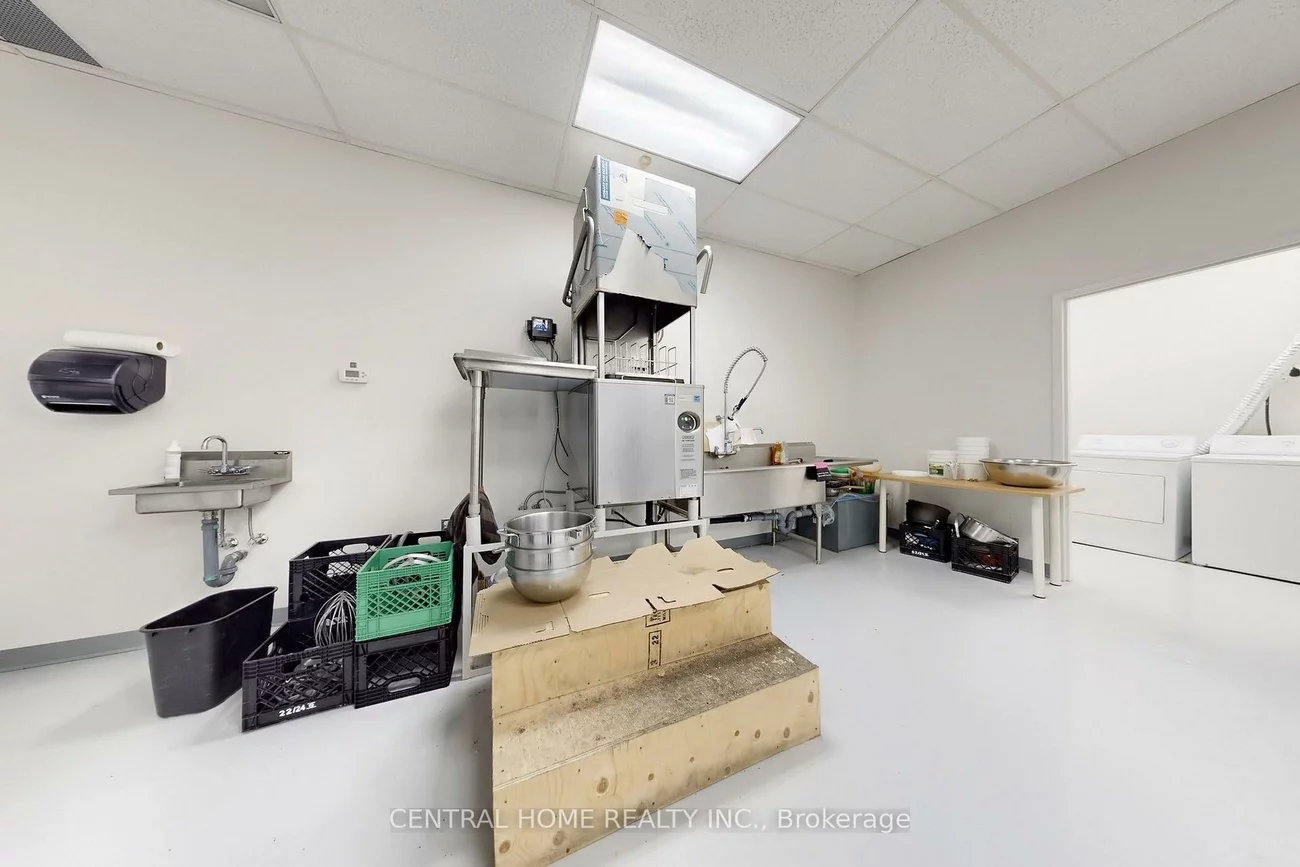 14800, Yonge, Aurora Highlands, Aurora