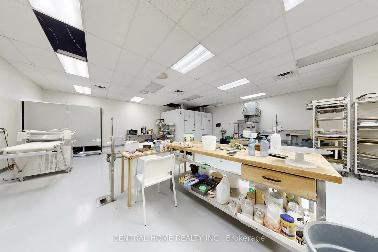 14800, Yonge, Aurora Highlands, Aurora