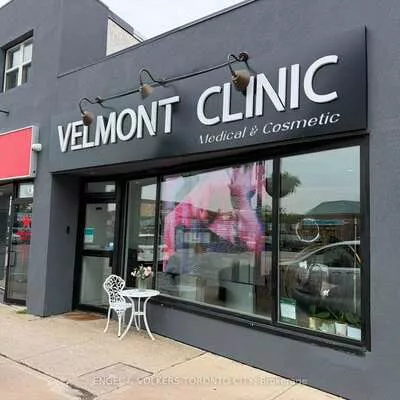 15187, Yonge, Aurora Village, Aurora