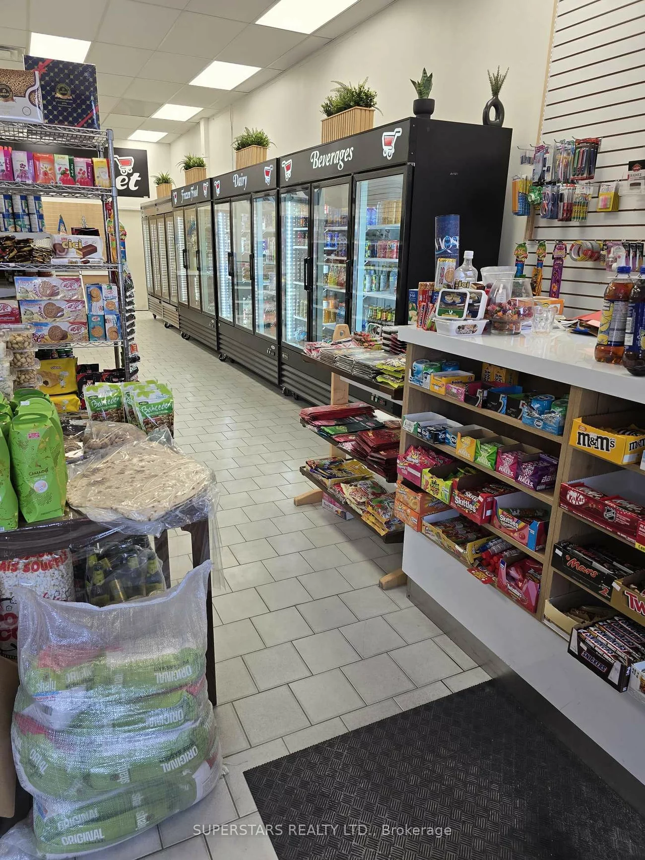15461, Yonge, Aurora Heights, Aurora