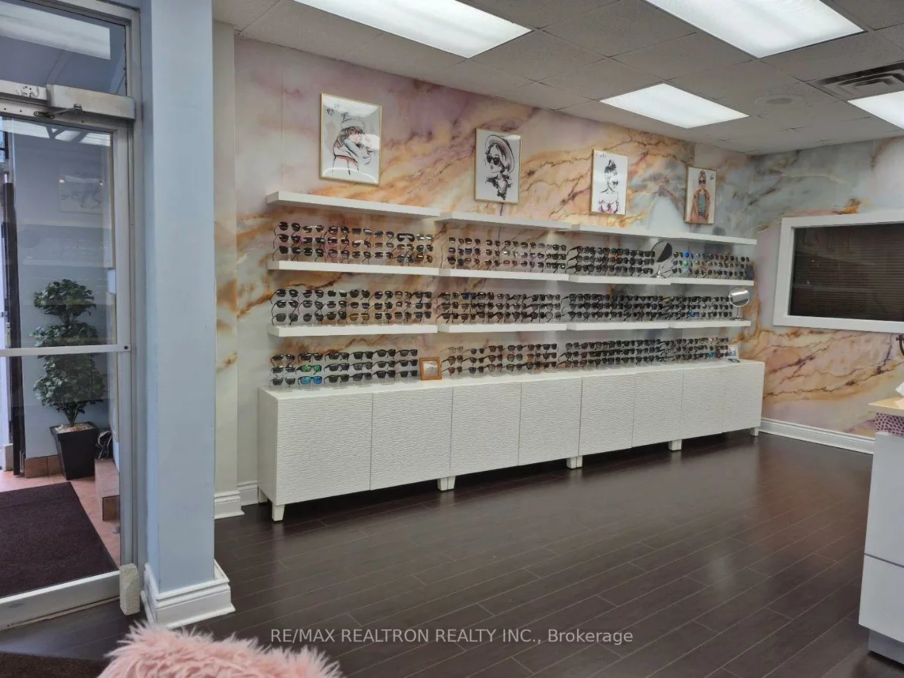 15198, Yonge, Aurora Heights, Aurora