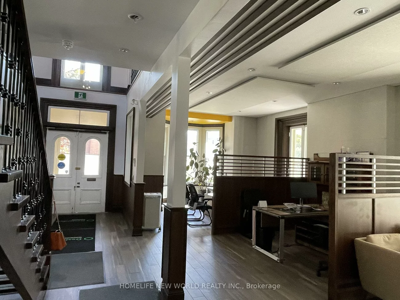 15342, Yonge, Aurora Village, Aurora