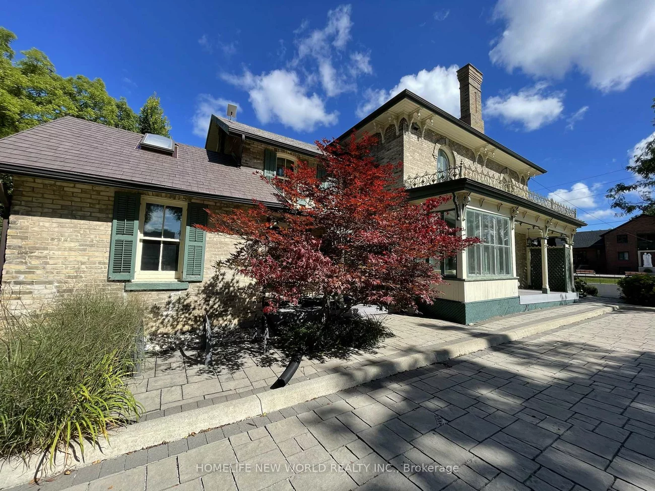 15342, Yonge, Aurora Village, Aurora