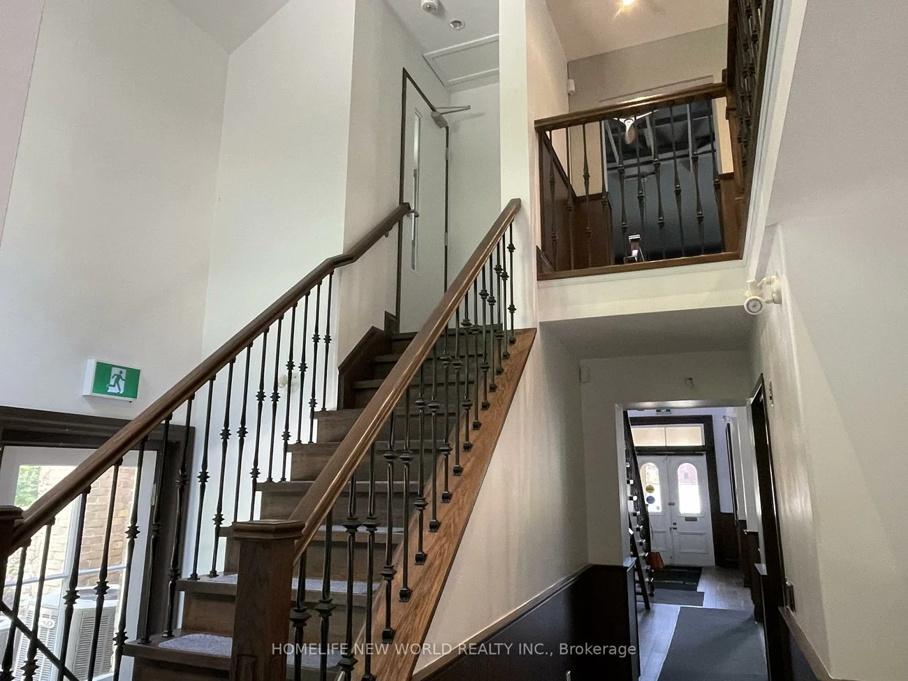 15342, Yonge, Aurora Village, Aurora