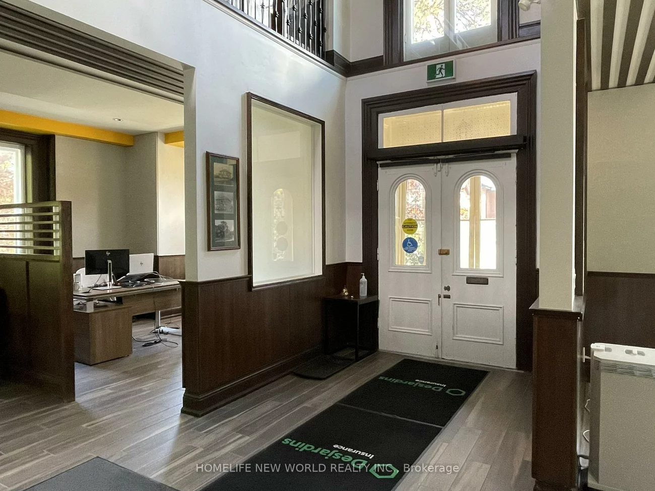 15342, Yonge, Aurora Village, Aurora
