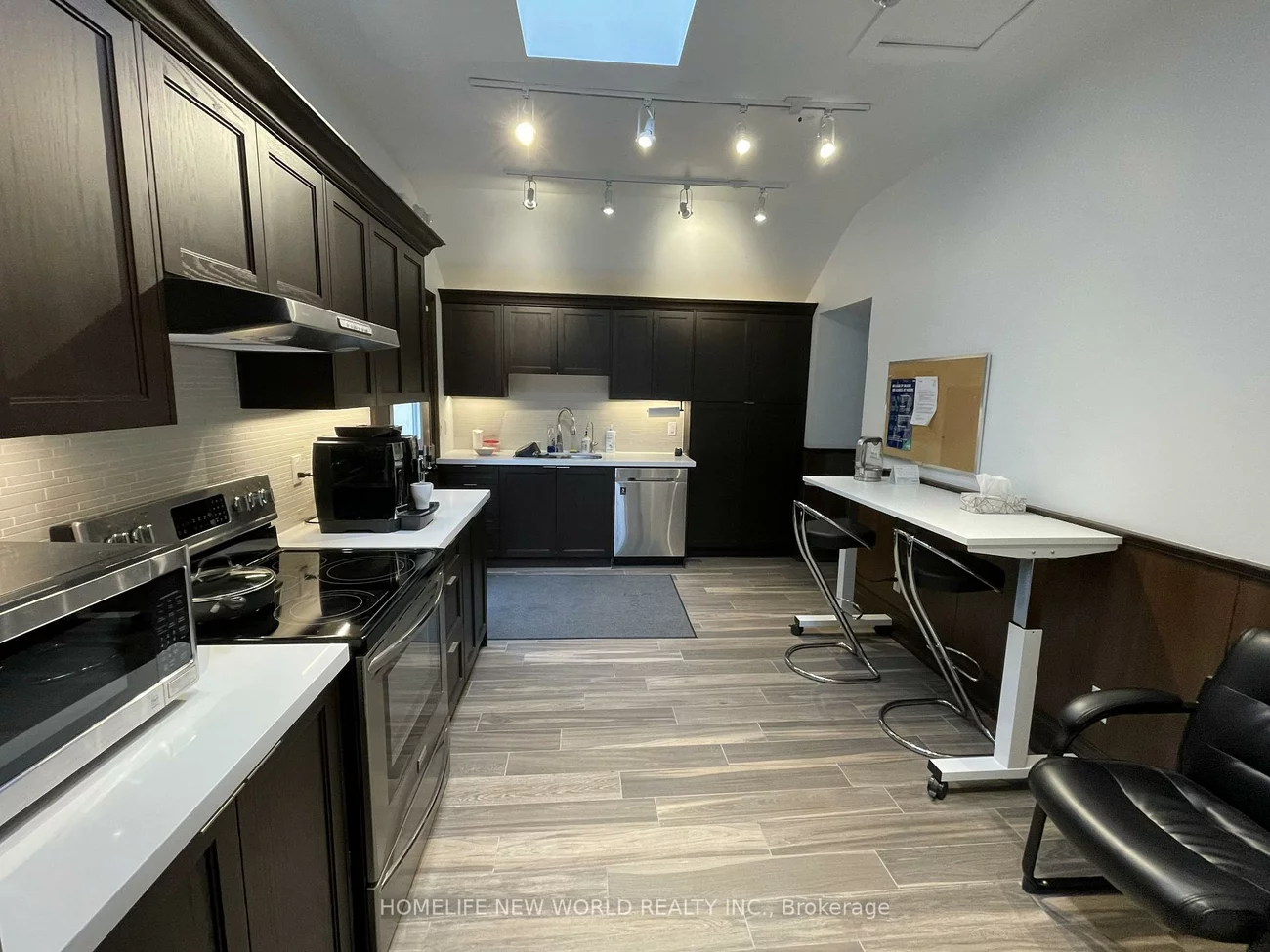 15342, Yonge, Aurora Village, Aurora