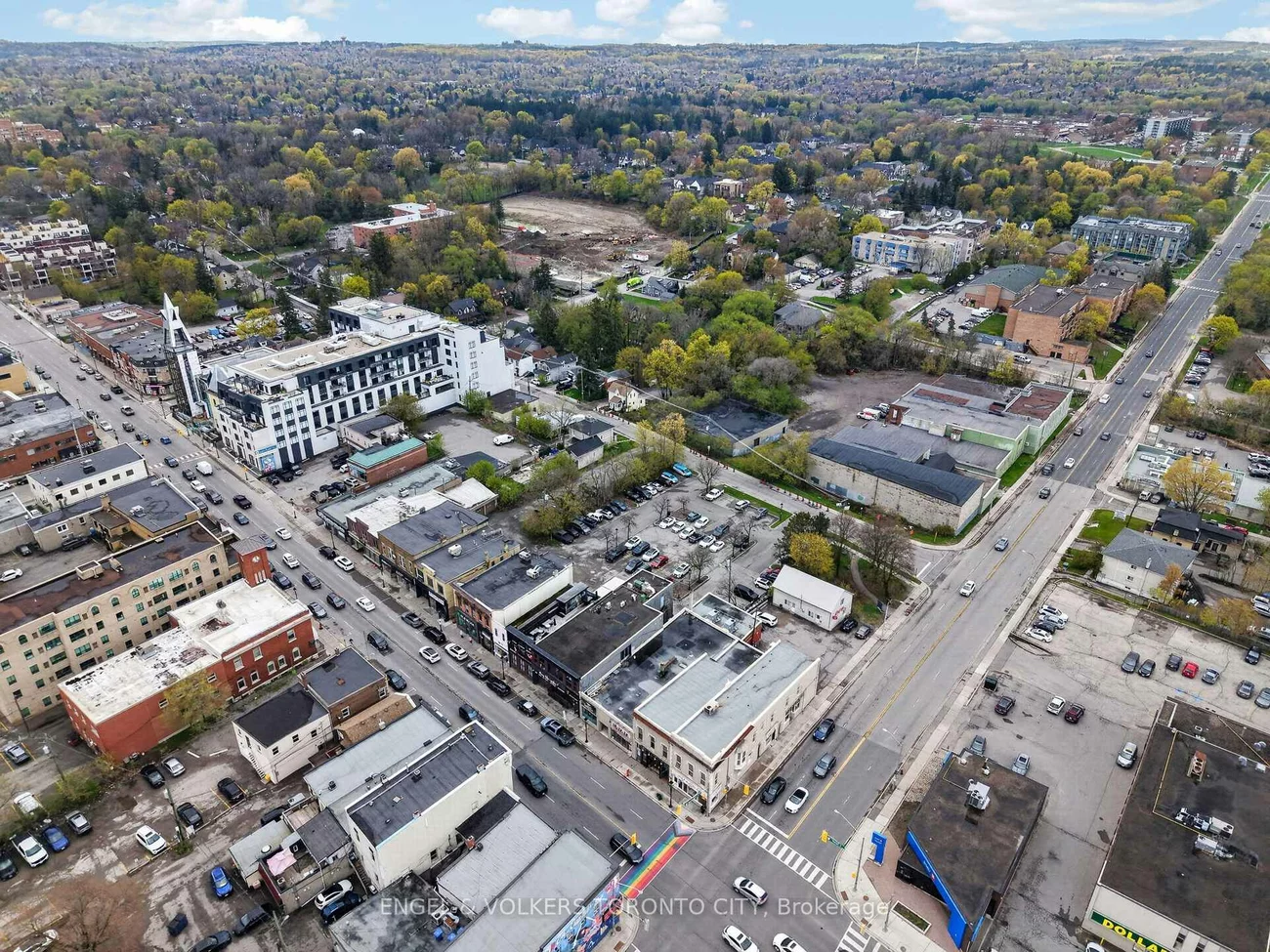 15210, Yonge, Aurora Village, Aurora