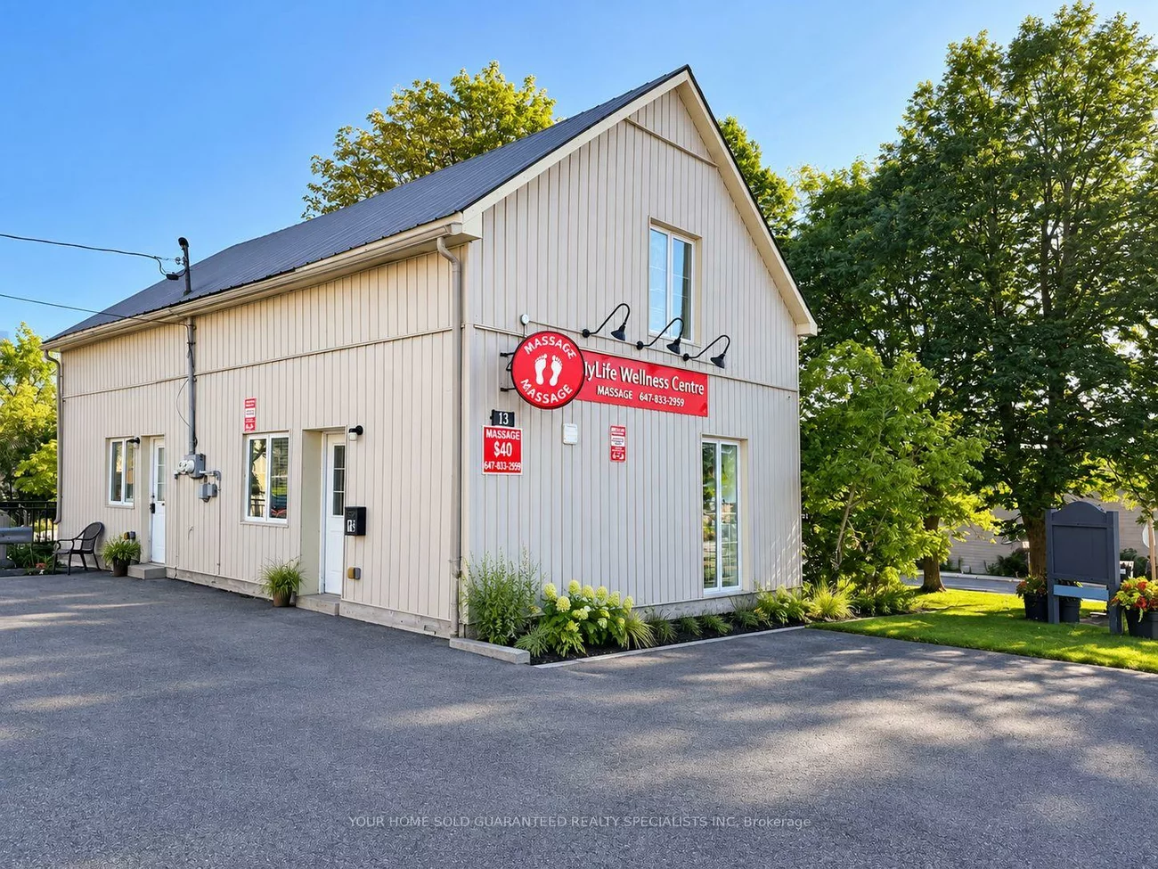13, Wellington, Aurora Village, Aurora