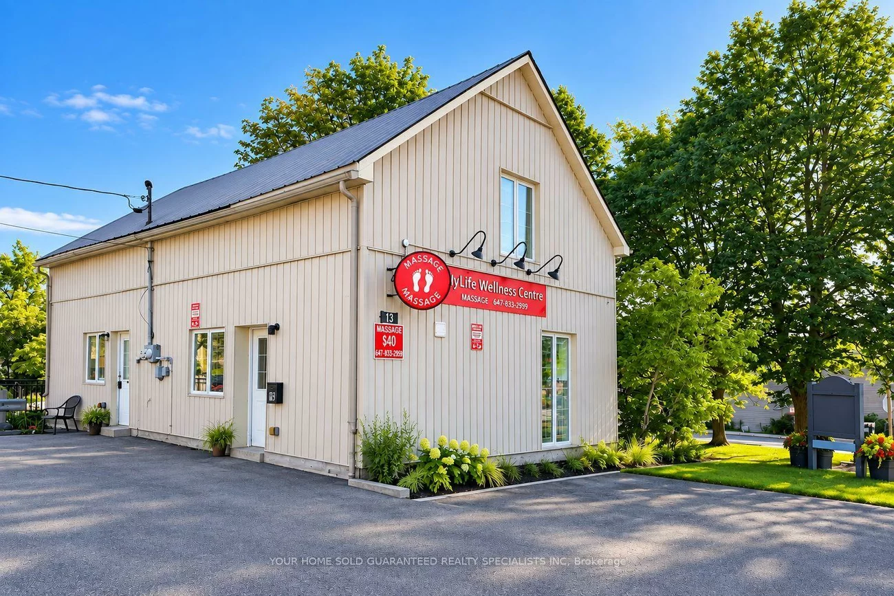 13, Wellington, Aurora Village, Aurora