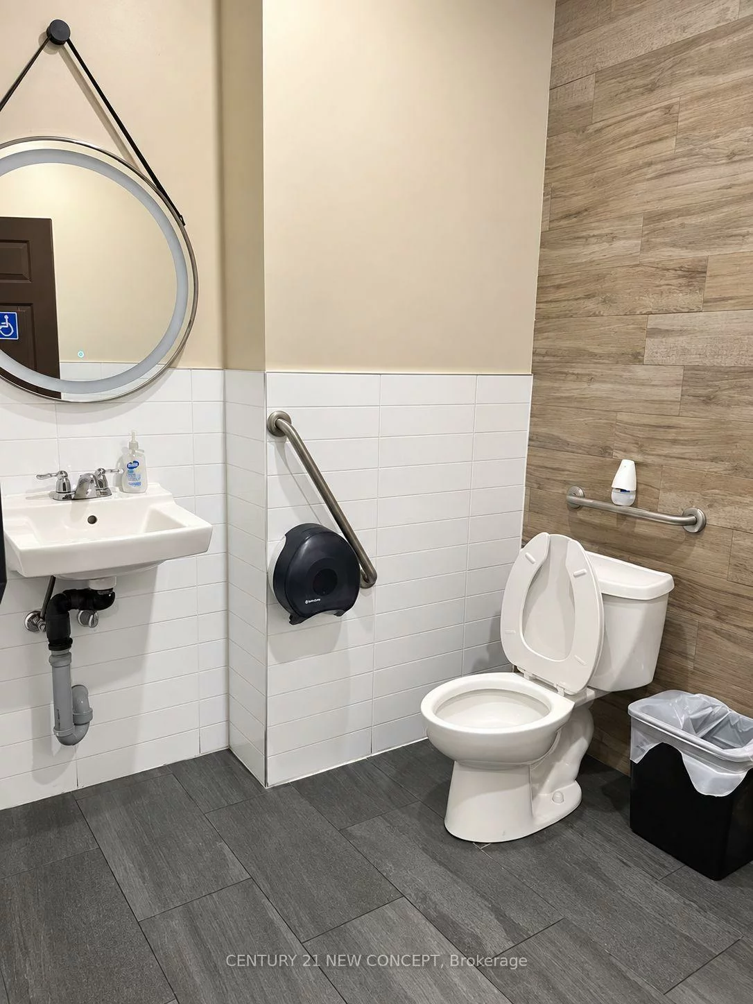 14800, Yonge, Aurora Highlands, Aurora