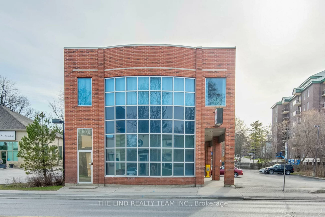 15105, Yonge, Aurora Village, Aurora