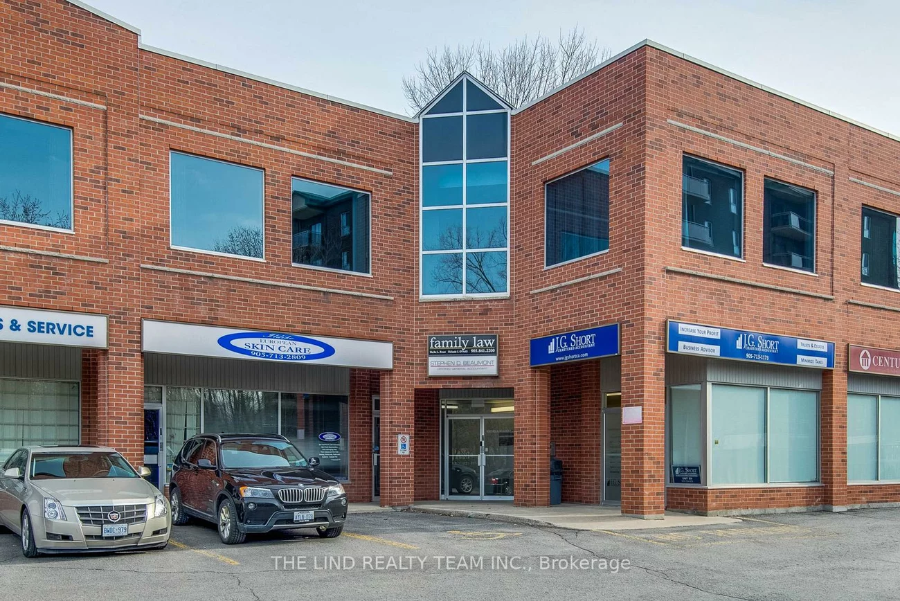 15105, Yonge, Aurora Village, Aurora