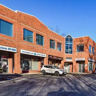 15105, Yonge, Aurora Village, Aurora