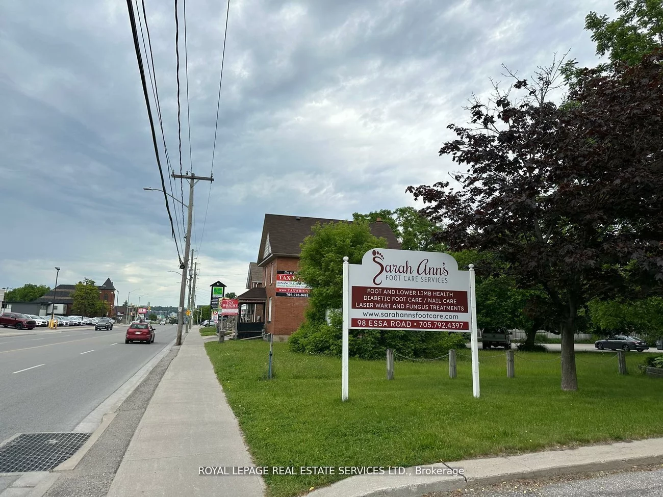 100, Essa, Allandale Centre, Barrie
