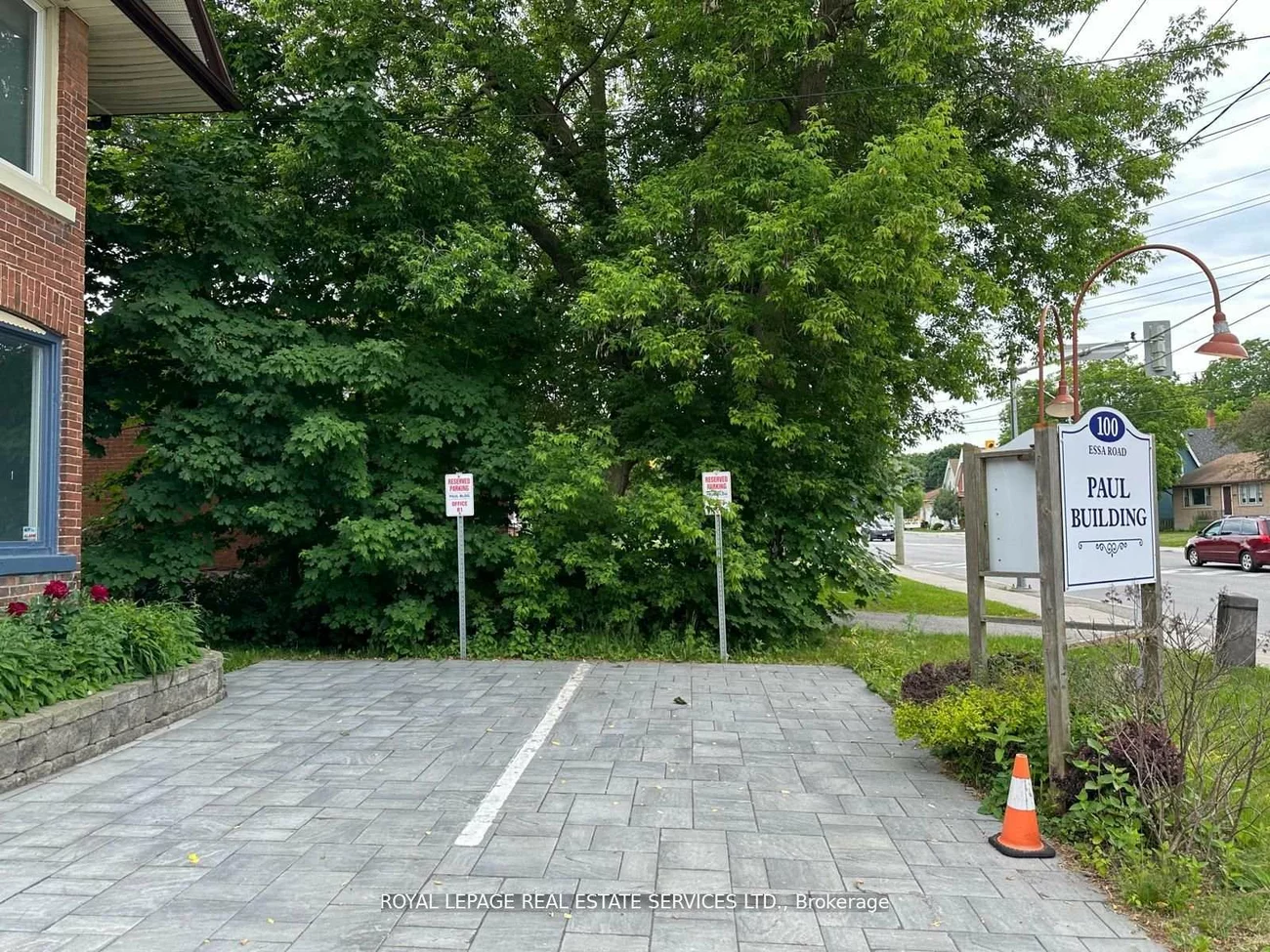 100, Essa, Allandale Centre, Barrie