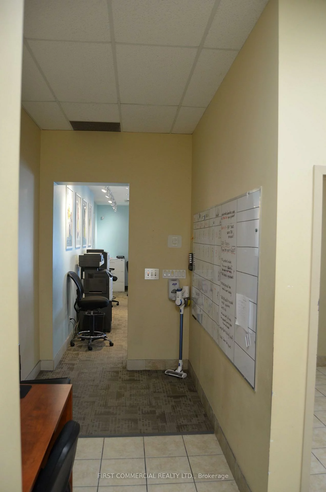 44, Mapleview, 400 West, Barrie