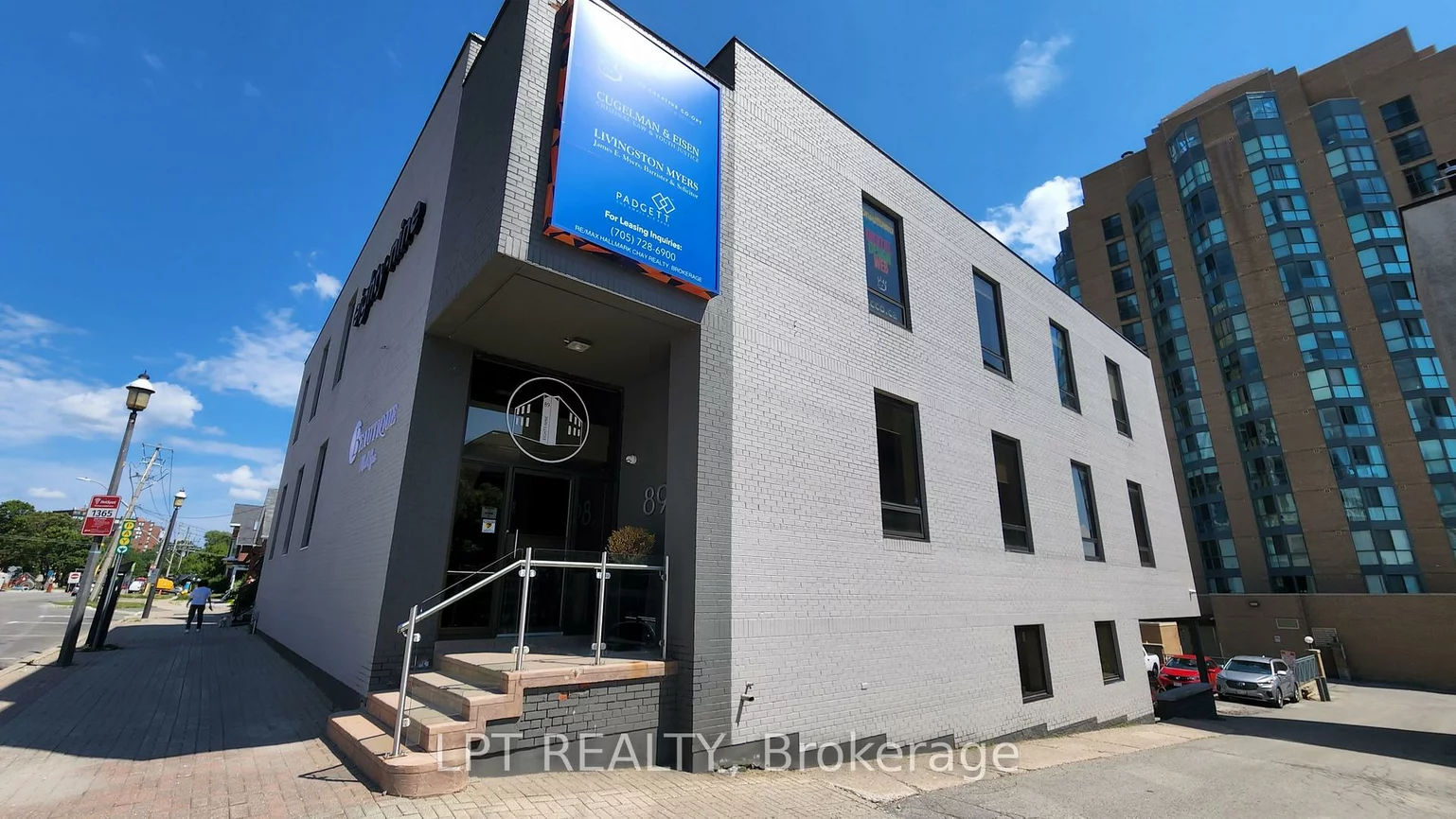 89, Collier, City Centre, Barrie