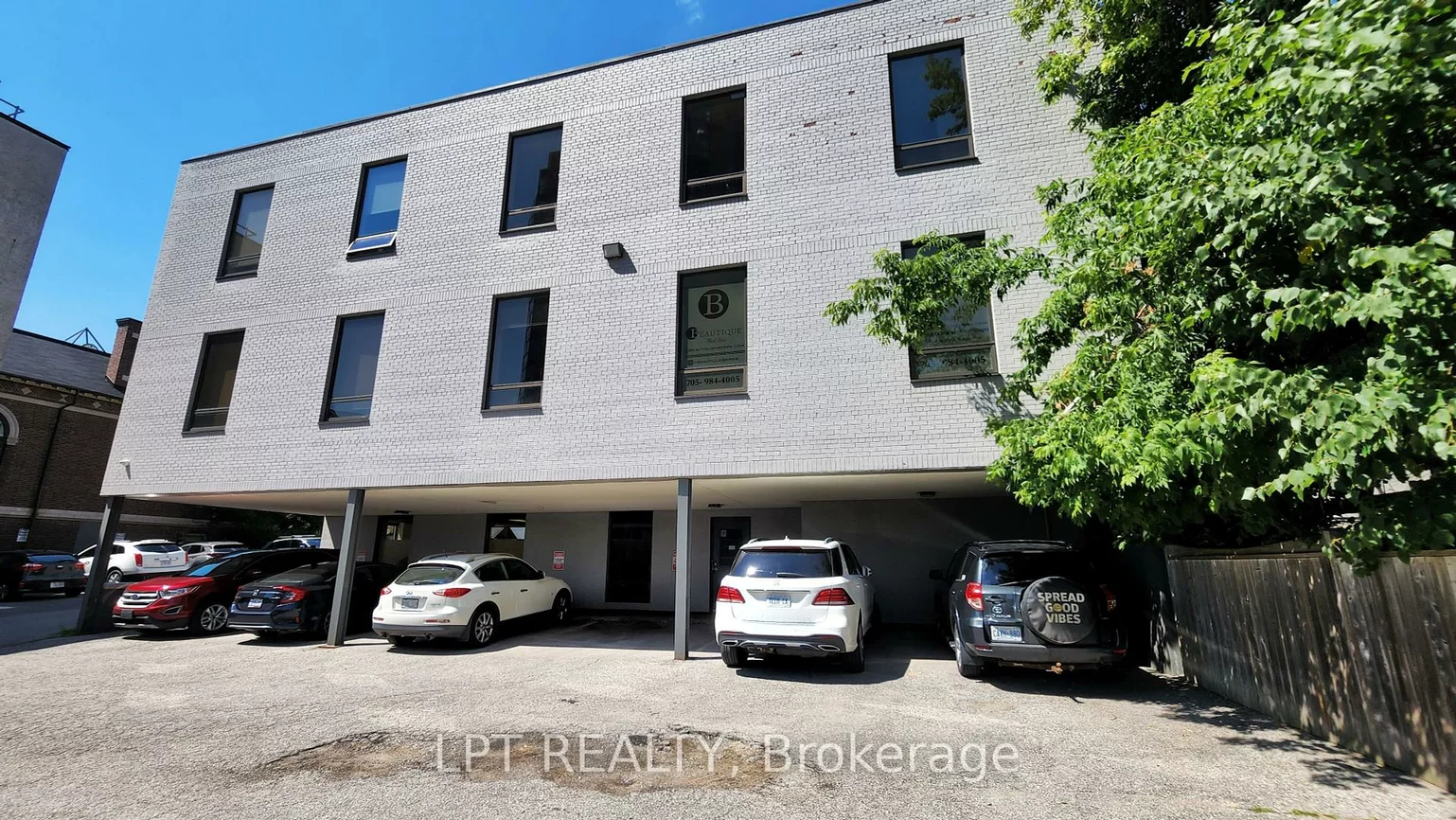 89, Collier, City Centre, Barrie