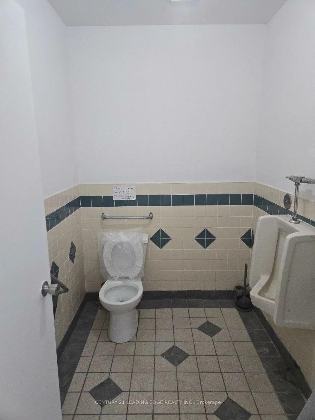 10, Ross, City Centre, Barrie