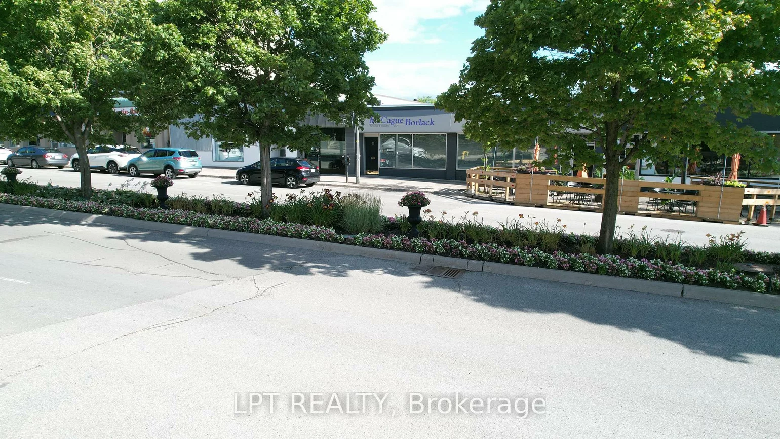 57, Collier, City Centre, Barrie