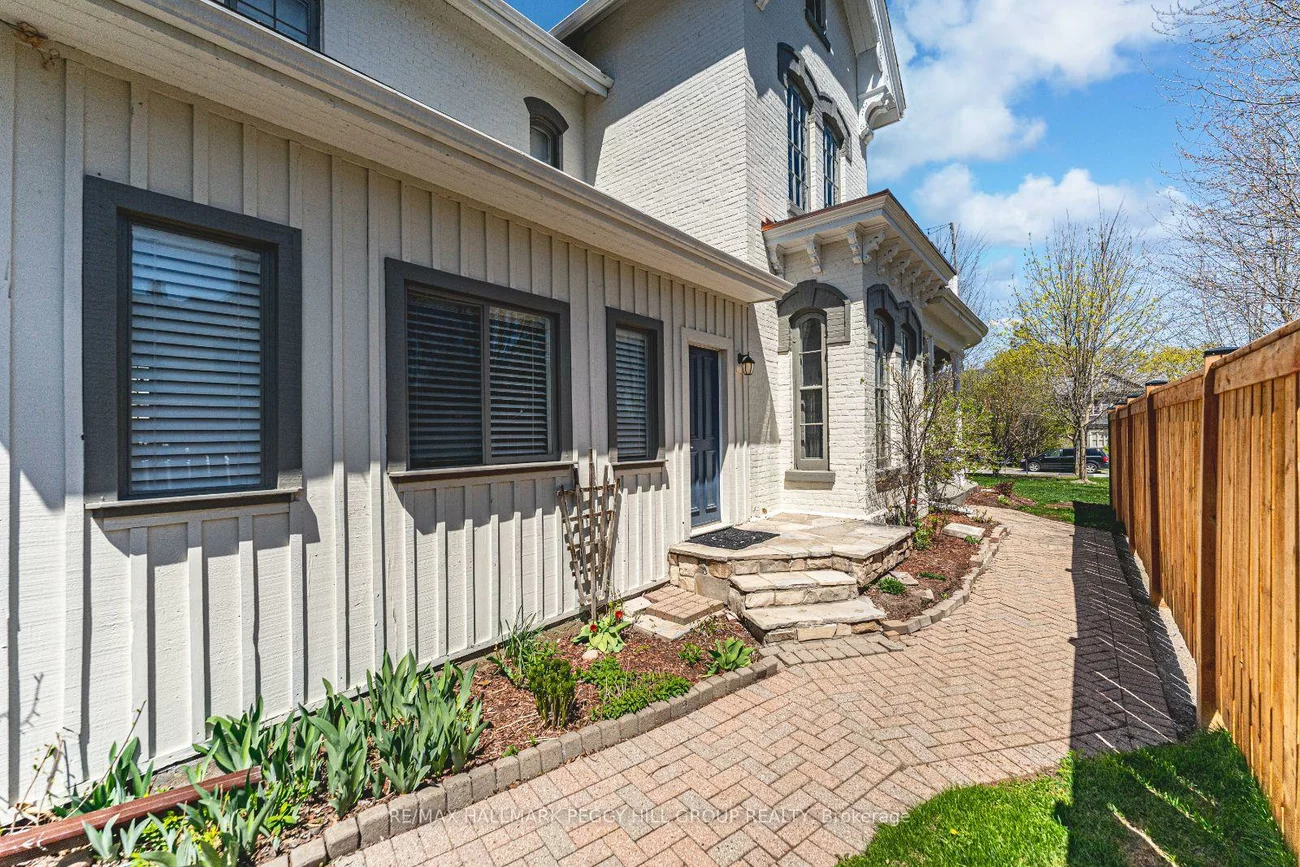 72, High, Queen's Park, Barrie