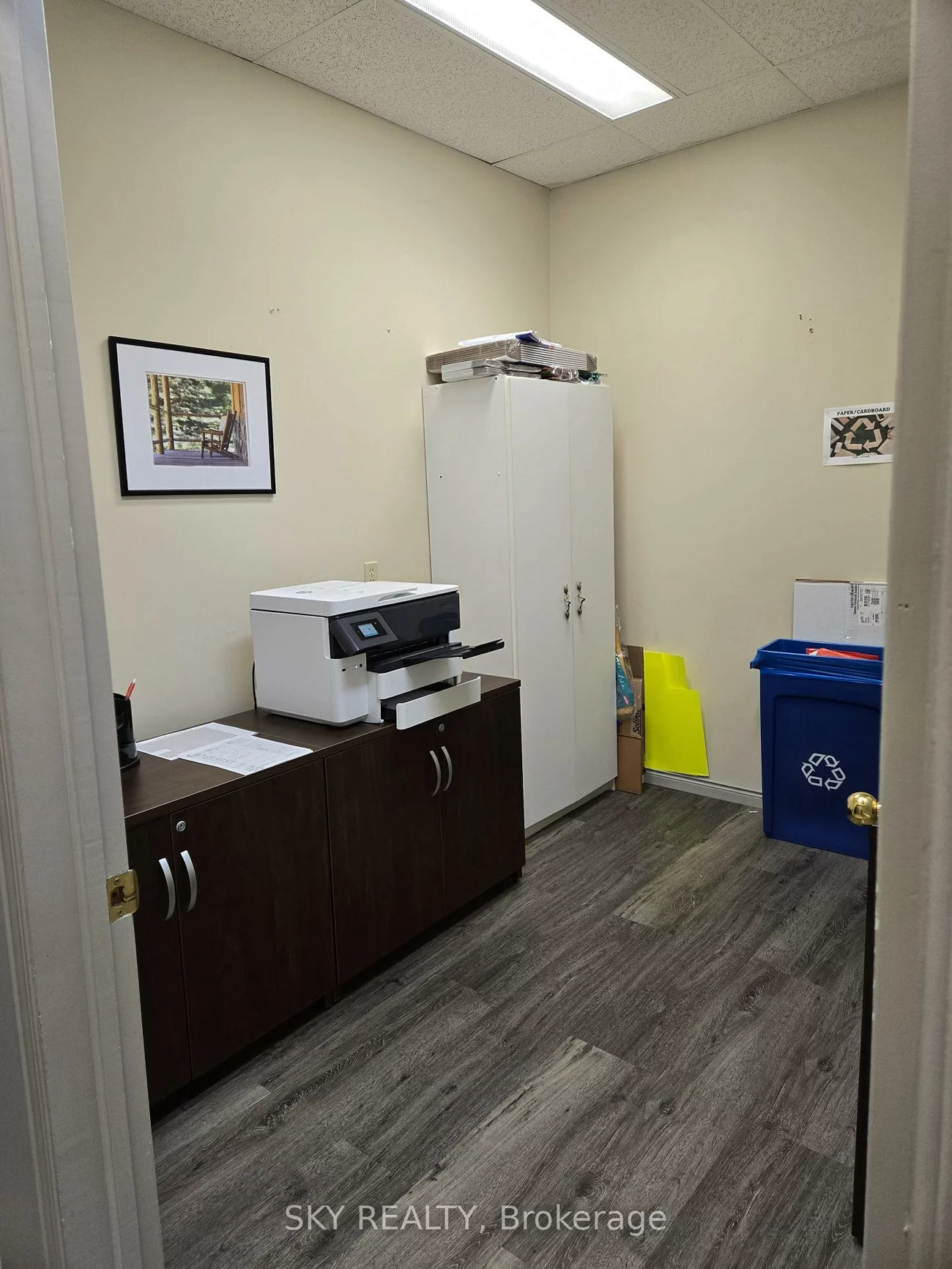 411, Huronia, 400 East, Barrie
