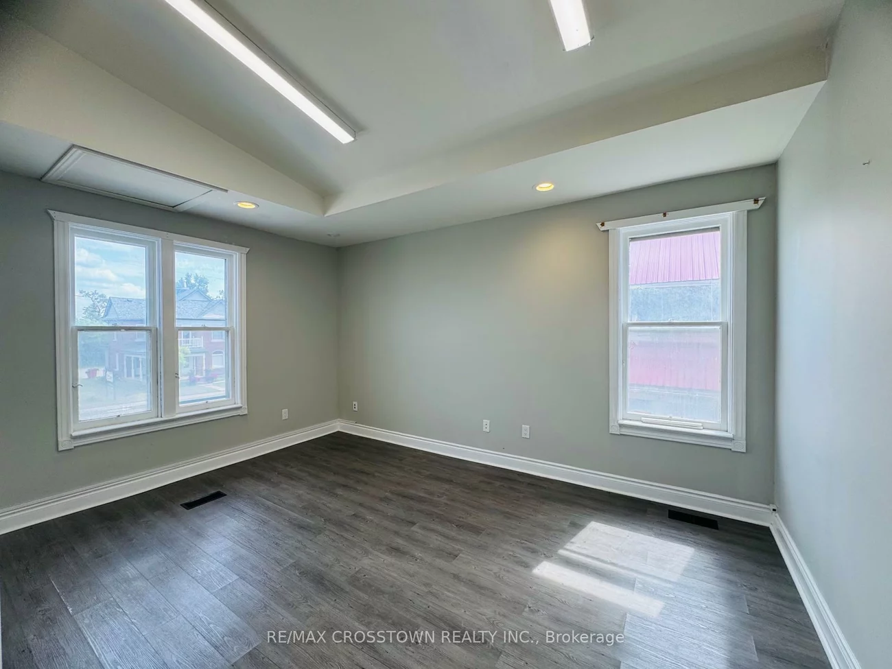 178, Dunlop, Lakeshore, Barrie