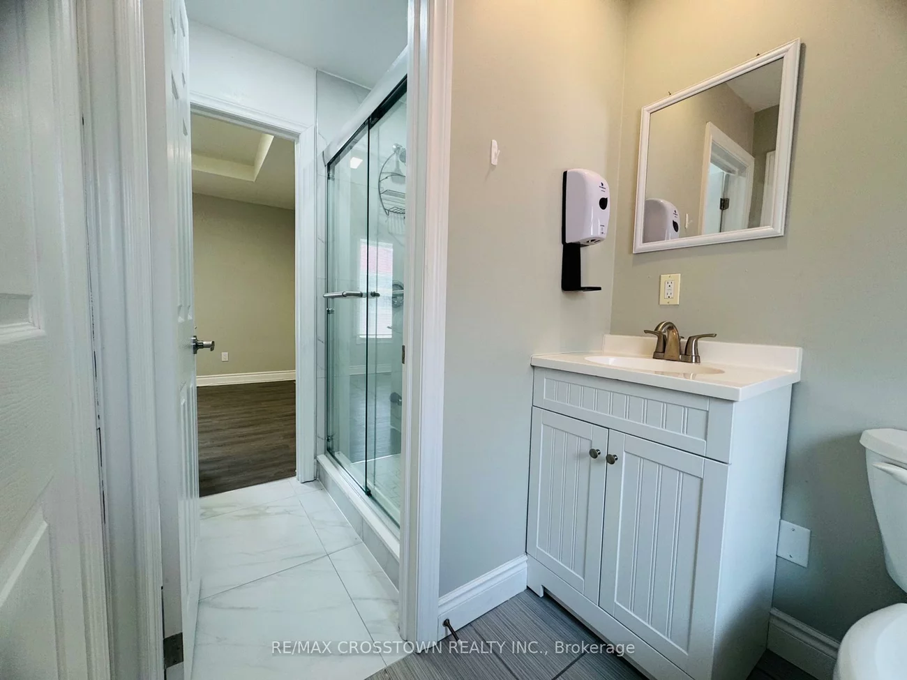 178, Dunlop, Lakeshore, Barrie