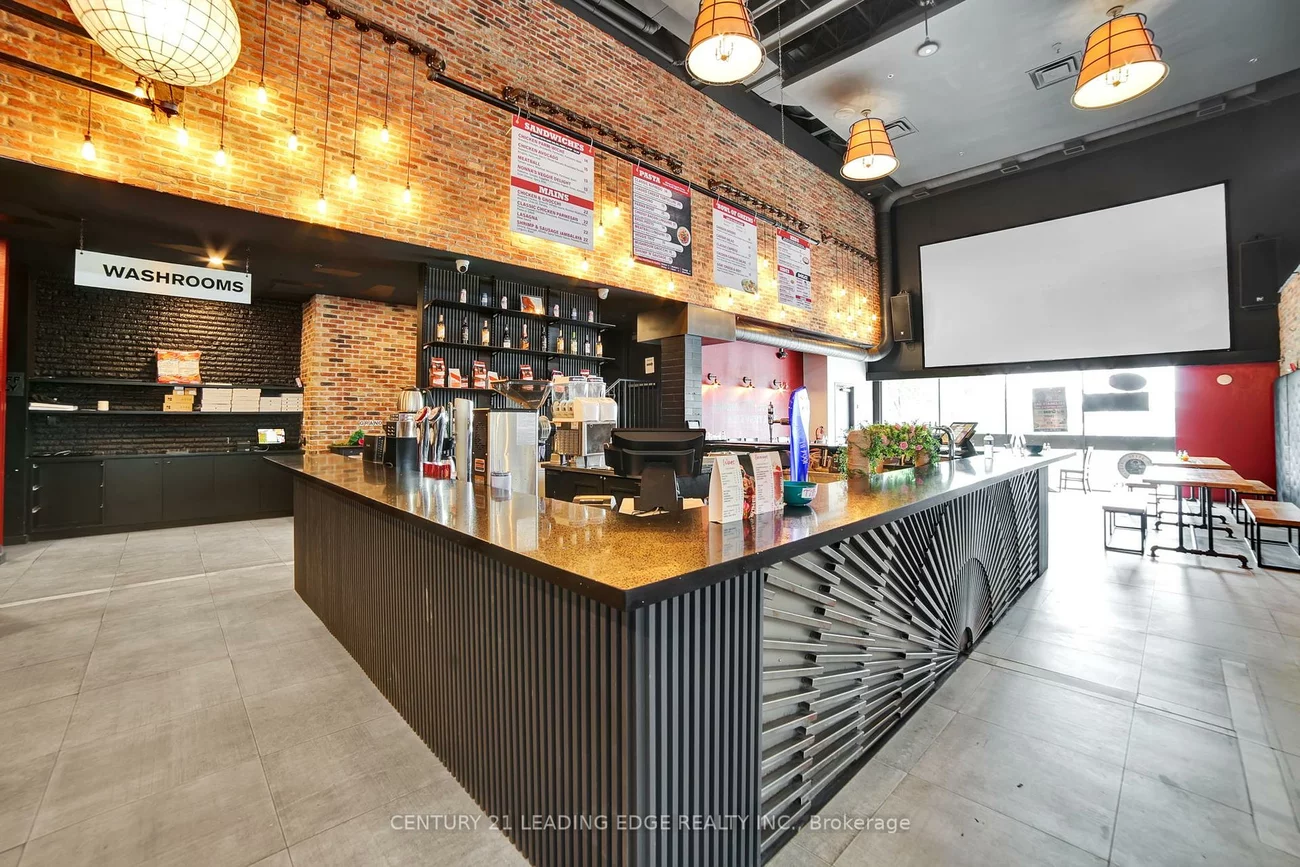 66, Dunlop, City Centre, Barrie