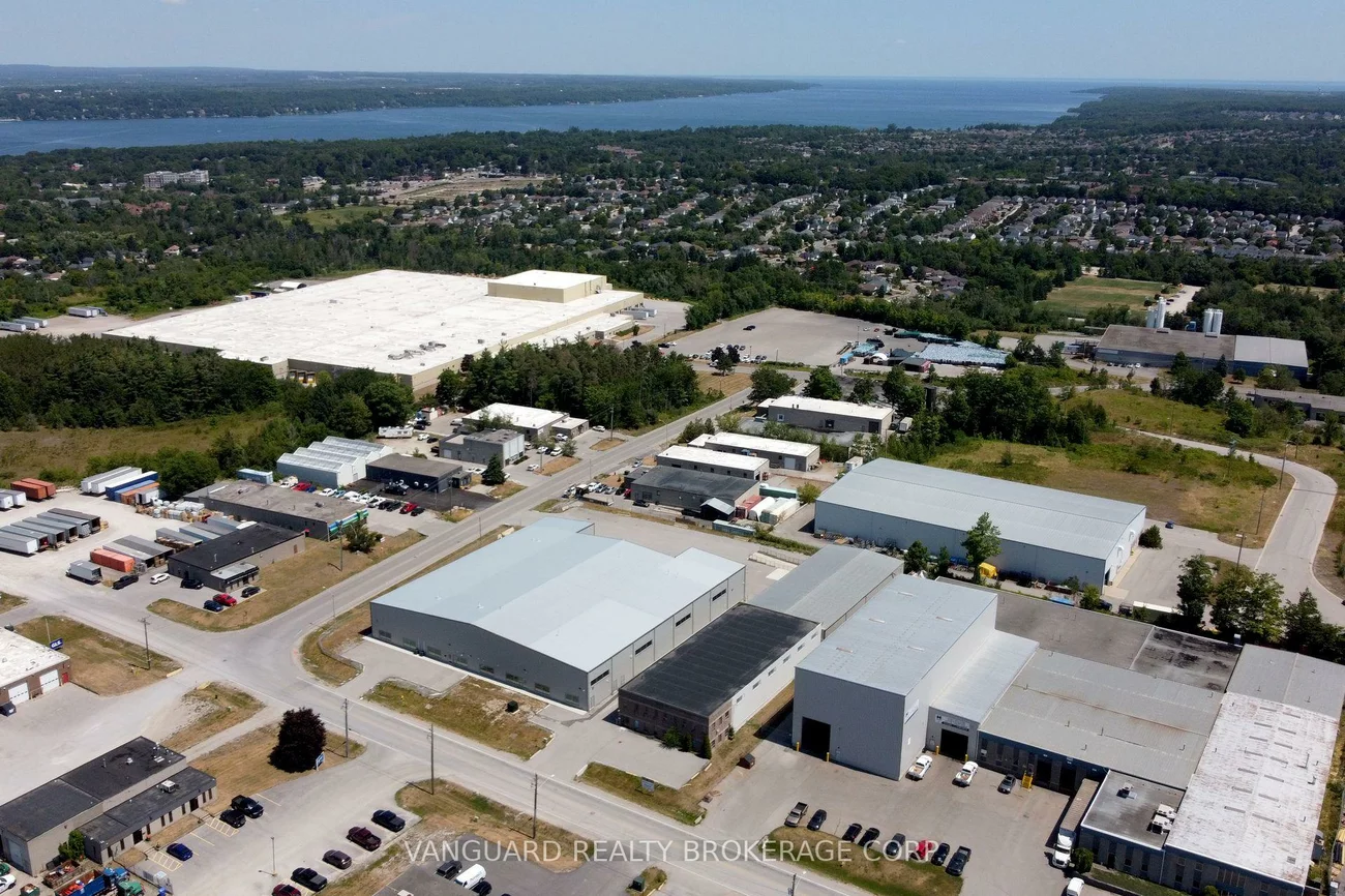 65, Welham, 400 East, Barrie