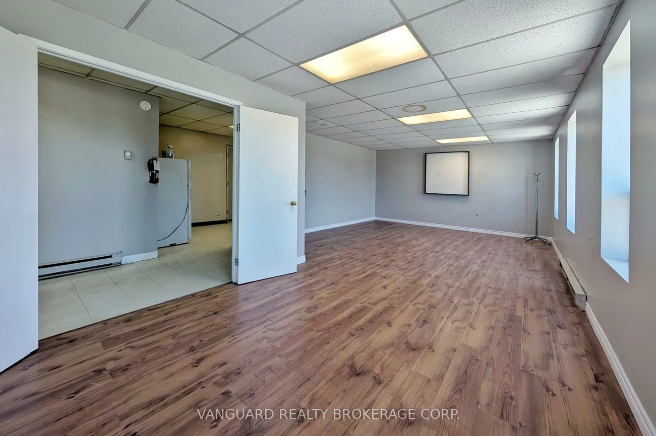 75, Welham, 400 East, Barrie