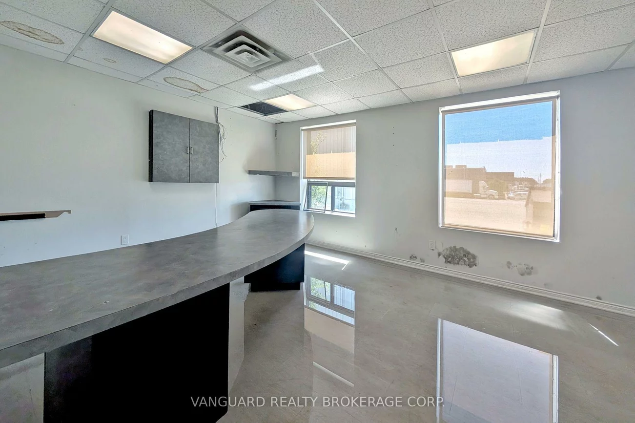 75, Welham, 400 East, Barrie