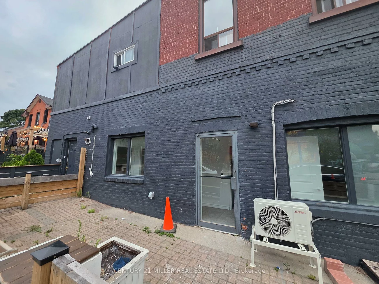 66, Dunlop, City Centre, Barrie