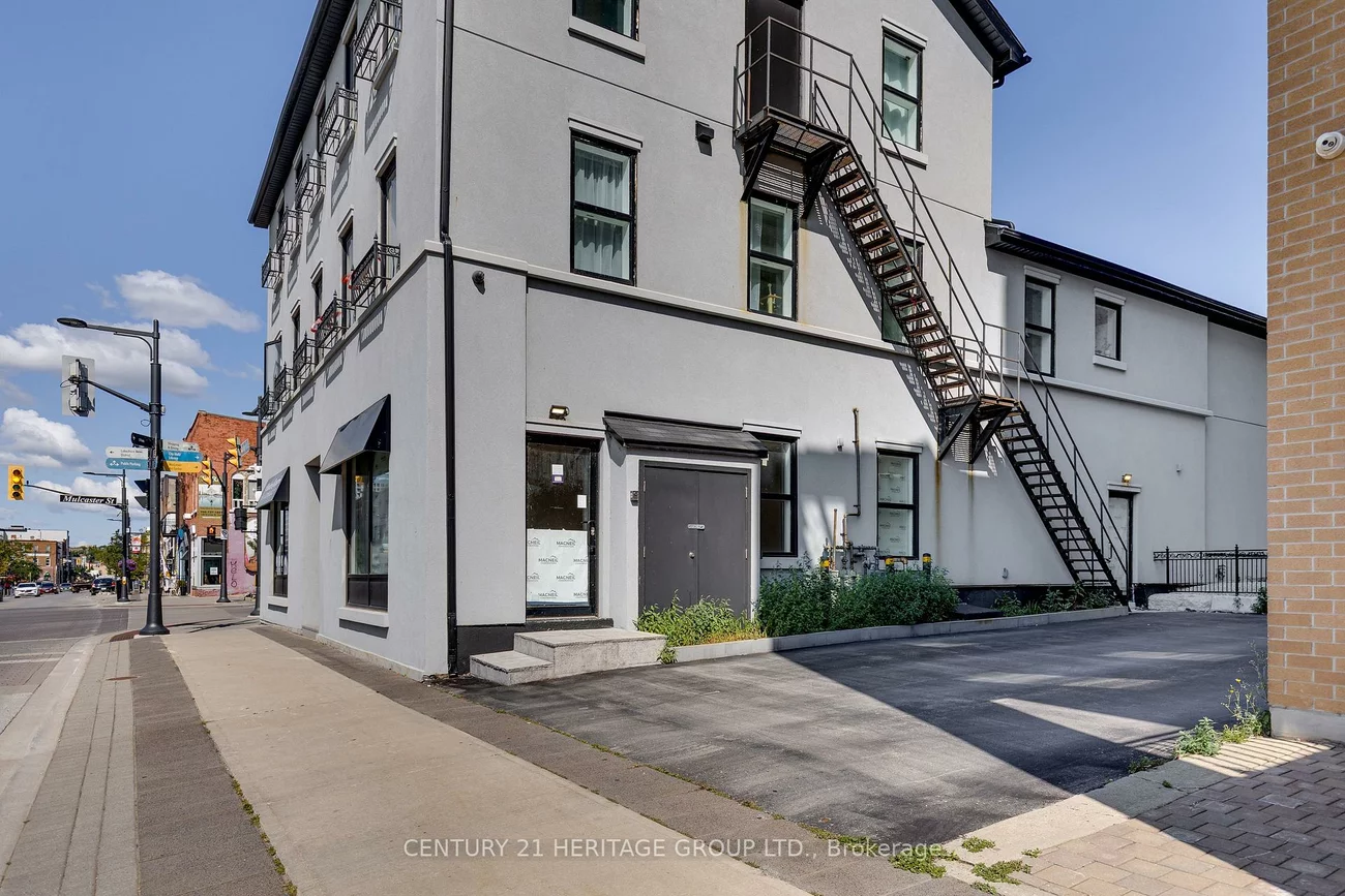 130, Dunlop, City Centre, Barrie