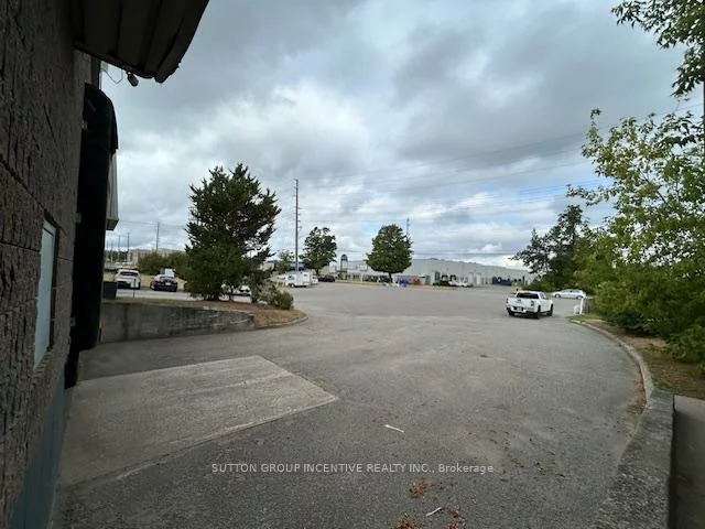 51, Churchill, 400 East, Barrie