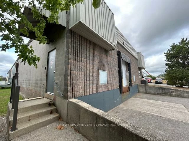 51, Churchill, 400 East, Barrie